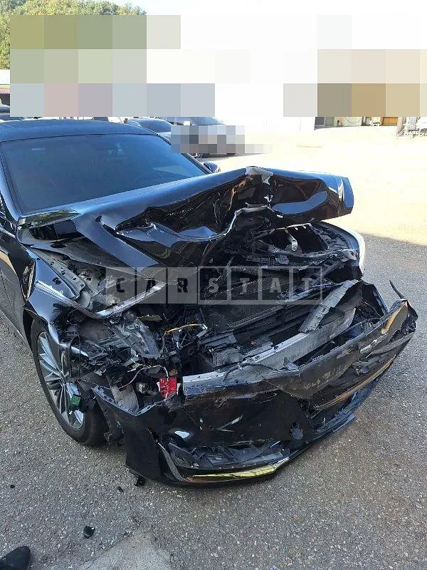 Photo 2 of 15: 2016 Genesis EQ900 — Korean insurance auction