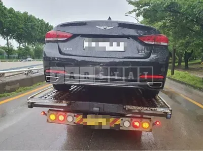 Photo 1 of 33: 2019 Genesis G80, VIN KMHGL41DDKU309518 — Korean insurance auction