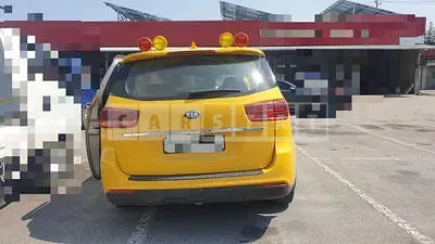 Photo 1 of 6: 2018 Kia Carnival, VIN KNHMF37ABKS508534 — Korean insurance auction