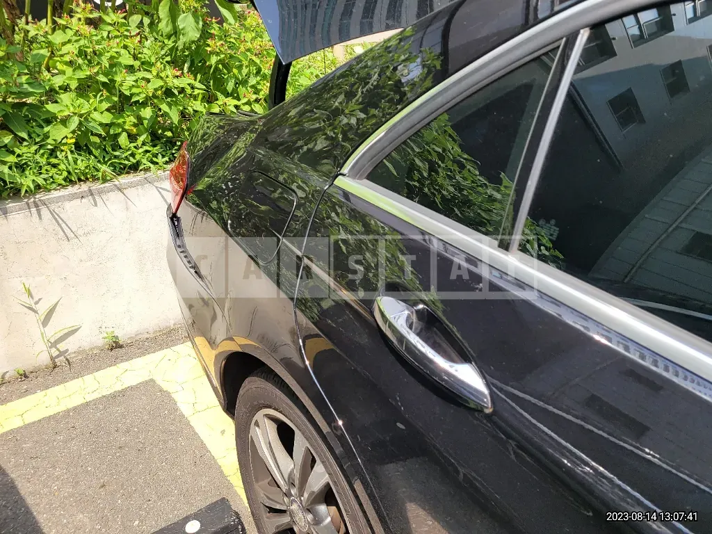 Photo 2 of 33: 2016 Mercedes-Benz E220 BlueTec, VIN WDDHF0AB0GB328749 — Korean insurance auction