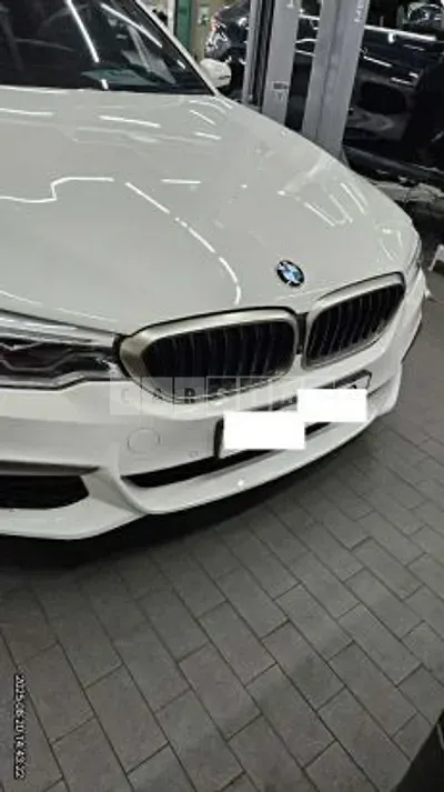 Photo 1 of 19: 2018 BMW 540i xDrive — Korean insurance auction