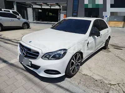 Photo 1 of 26: 2015 Mercedes-Benz E220 BlueTec — Korean insurance auction