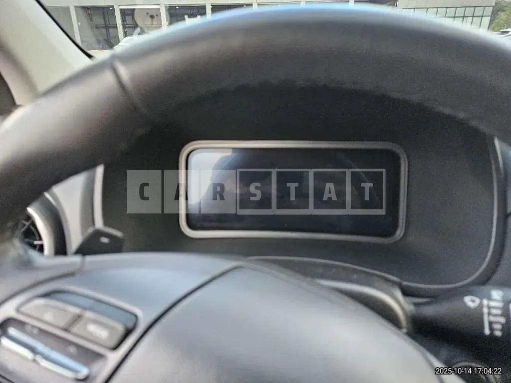 Photo 2 of 14: 2022 Hyundai Kona — Korean insurance auction