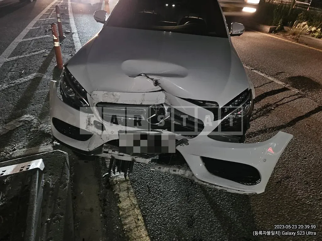 Photo 2 of 20: 2016 Mercedes-Benz C250 d 4Matic — Korean insurance auction