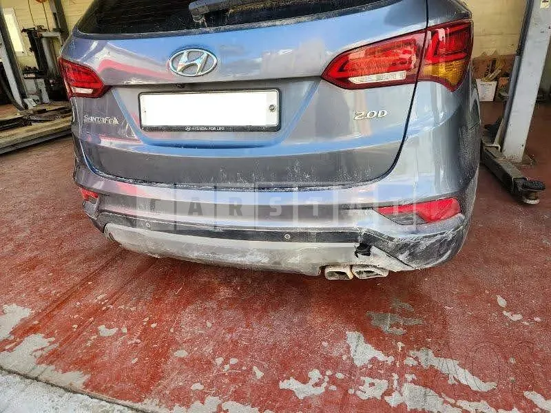 Photo 2 of 16: 2017 Hyundai Santa Fe, VIN KMHSW81UBJU789544 — Korean insurance auction