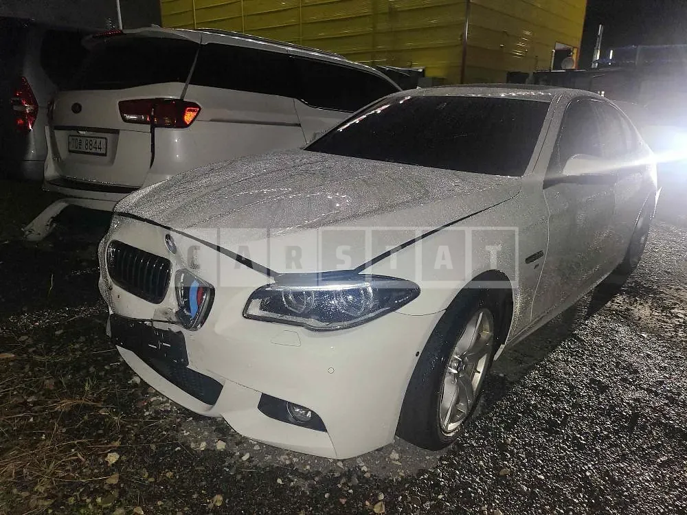 Photo 2 of 13: 2016 BMW 520d, VIN WBA5E5105GG207744 — Korean insurance auction
