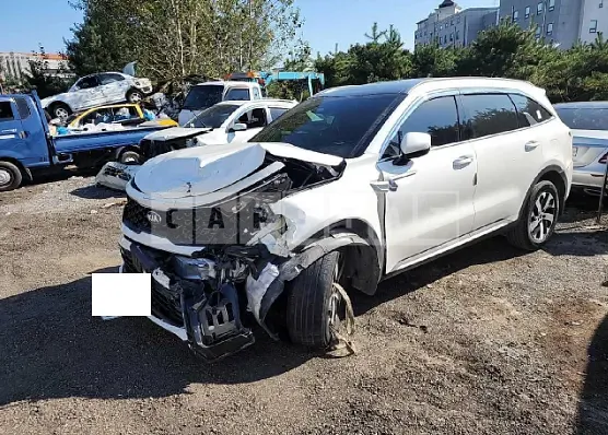 Photo 2 of 20: 2021 Kia Sorento, VIN KNARH81BGMA002475 — Korean insurance auction