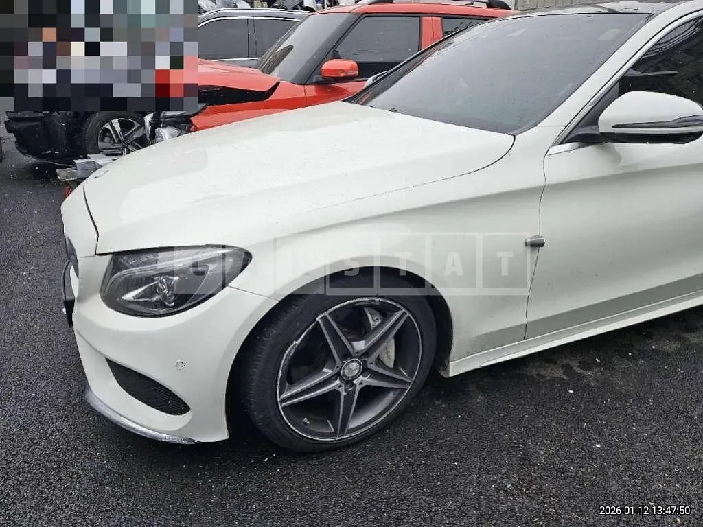 Photo 2 of 17: 2016 Mercedes-Benz C250 d — Korean insurance auction