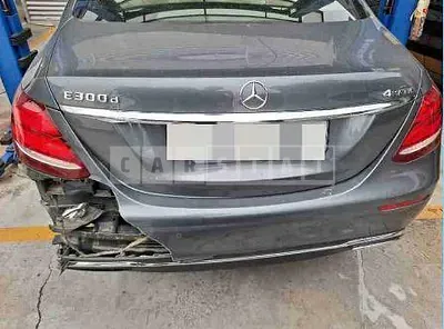 Photo 1 of 20: 2018 Mercedes-Benz E220 d — Korean insurance auction