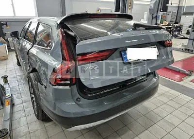 Photo 1 of 23: 2023 Volvo V90CCB5 AWD — Korean insurance auction