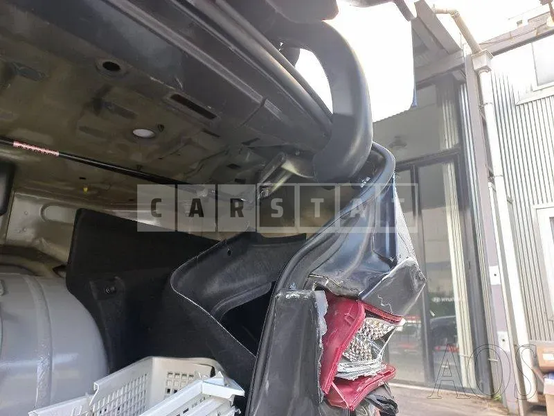 Photo 2 of 38: 2019 Kia K5, VIN KNAGS416BKA300473 — Korean insurance auction