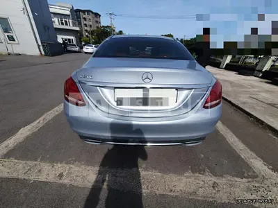 Photo 1 of 19: 2015 Mercedes-Benz C200 — Korean insurance auction