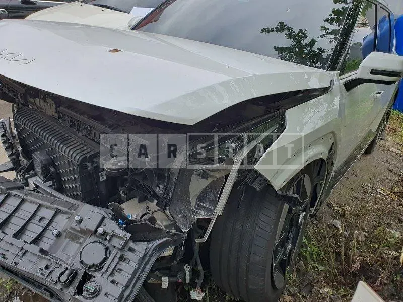 Photo 2 of 26: 2023 Kia EV9, VIN KNAAF815PRS004109 — Korean insurance auction