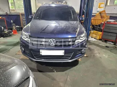 Photo 1 of 16: 2016 Volkswagen Tiguan 2.0 TDI BMT, VIN WVGZZZ5NZGW536193 — Korean insurance auction