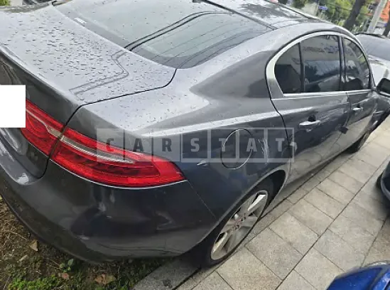 Photo 2 of 17: 2017 Jaguar XE 20d — Korean insurance auction