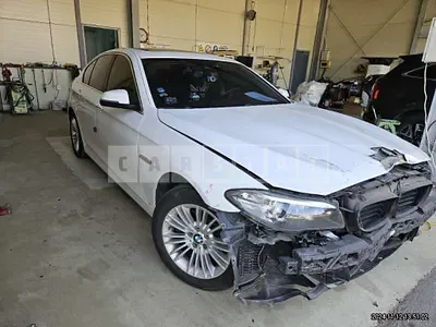 Photo 1 of 20: 2015 BMW 520d xDrive, VIN WBA5E7106FG154370 — Korean insurance auction