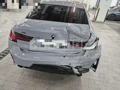 Photo 1 of 23: 2024 BMW 320d — Korean insurance auction