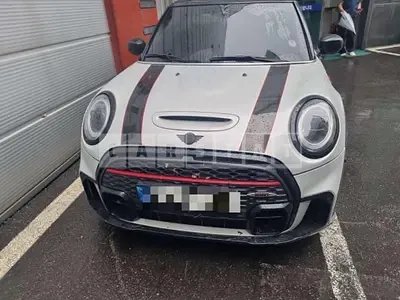 Photo 1 of 11: 2021 MINI Mini-John Cooper Works — Korean insurance auction