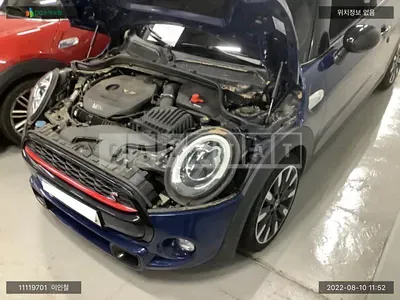 Photo 1 of 11: 2017 MINI Cooper S, VIN WMWXP7101HT878383 — Korean insurance auction