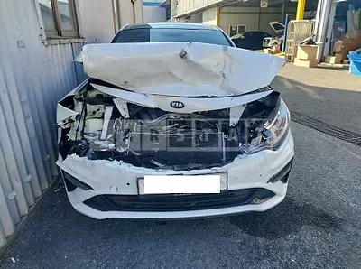 Photo 1 of 11: 2019 Kia K5, VIN KNAGU411BKA267330 — Korean insurance auction