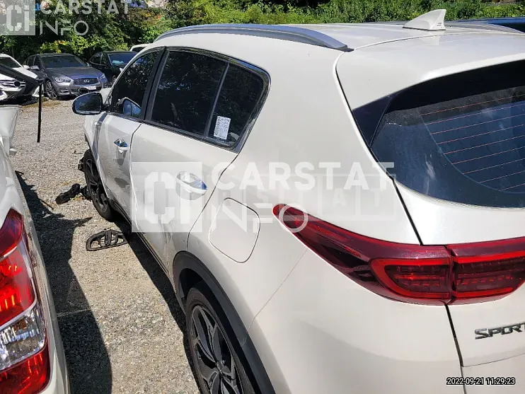 Photo 2 of 25: 2020 Kia Sportage, VIN KNAPR813BLK823348 — Korean insurance auction