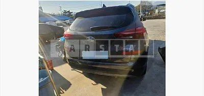 Photo 1 of 18: 2018 Hyundai Tucson TL — Korean insurance auction