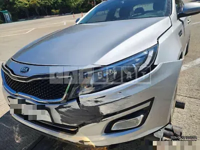 Photo 1 of 14: 2015 Kia K5 — Korean insurance auction