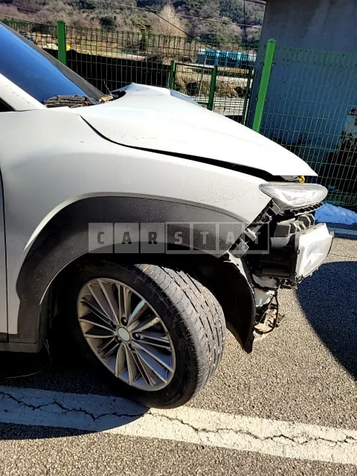 Photo 2 of 14: 2020 Hyundai Kona, VIN KMHK4815GLU553719 — Korean insurance auction