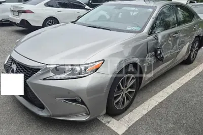Photo 1 of 25: 2017 Lexus ES300h — Korean insurance auction