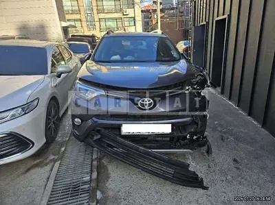Photo 1 of 16: 2017 Toyota RAV4 2WD — Korean insurance auction