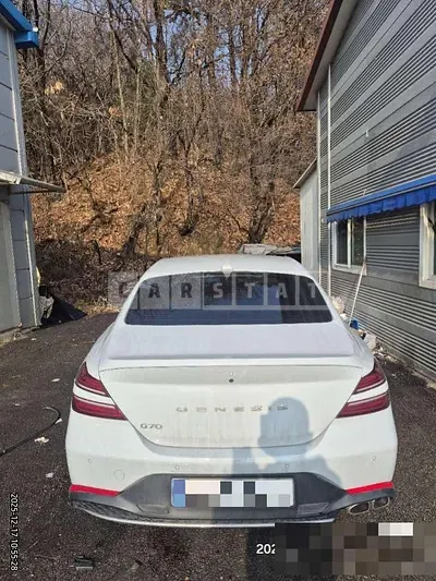 Photo 1 of 11: 2021 Genesis G70 — Korean insurance auction