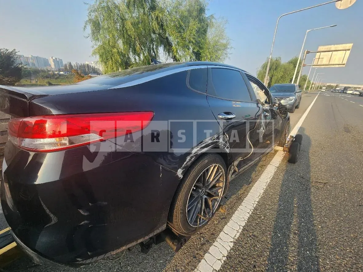Photo 2 of 15: 2015 Kia K5 2.0(LPG) — Korean insurance auction