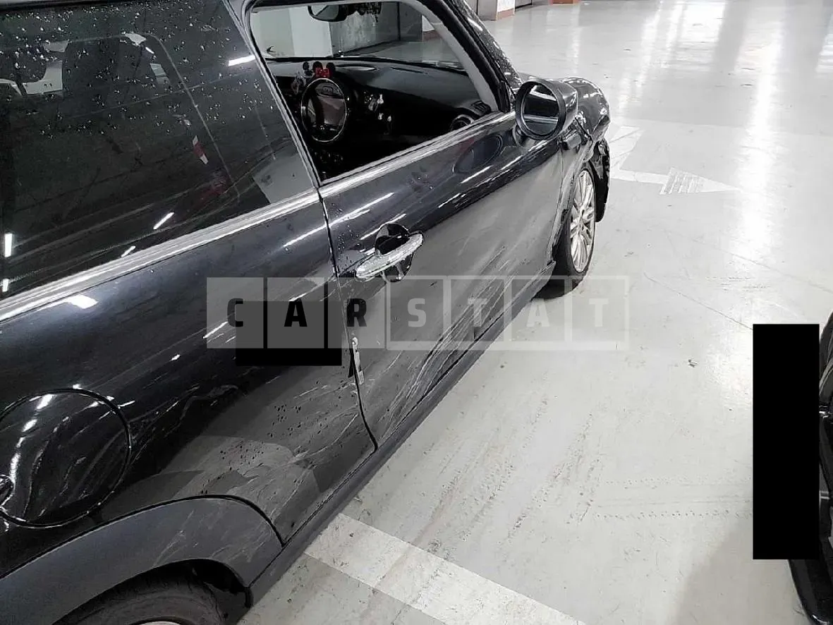 Photo 2 of 5: 2021 MINI Cooper, VIN WMW41DH07N2R23787 — Korean insurance auction