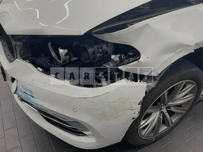 Photo 2 of 9: 2019 BMW 520i, VIN WBAJK7100KBP73402 — Korean insurance auction
