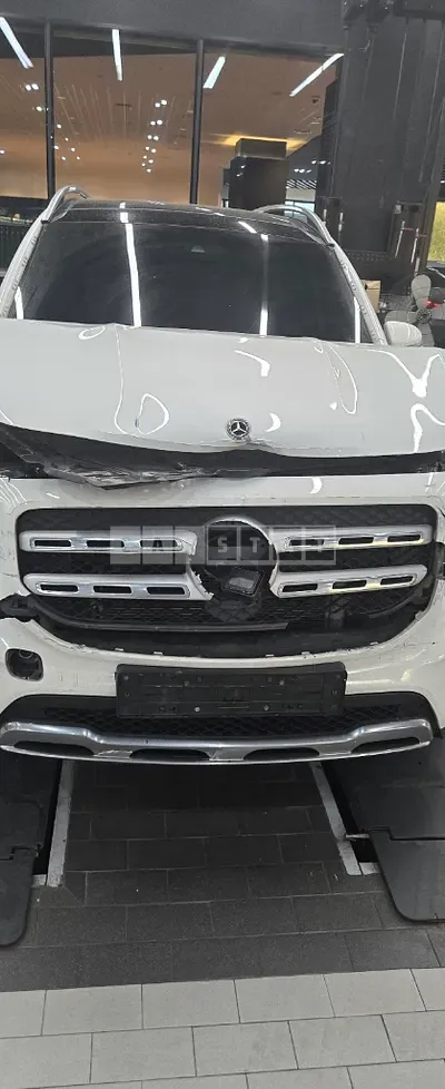 Photo 1 of 21: 2021 Mercedes-Benz GLB220 — Korean insurance auction