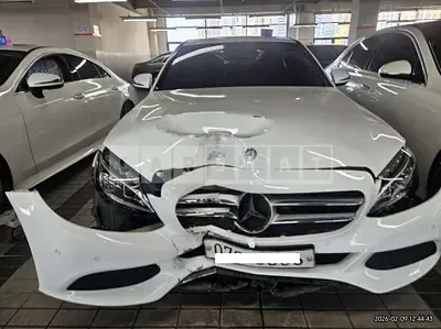 2016 Mercedes-Benz C 200