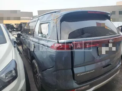 Photo 1 of 3: 2020 Kia Carnivals — Korean insurance auction