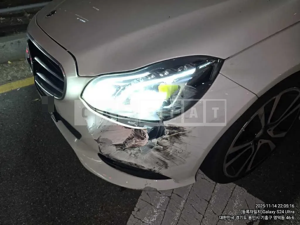 Photo 2 of 24: 2016 Mercedes-Benz E220 BlueTec — Korean insurance auction