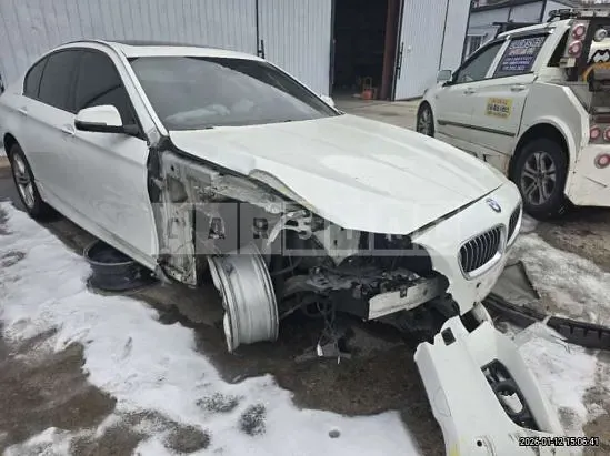 Photo 2 of 17: 2016 BMW 520d xDrive, VIN WBA5E7102GG566710 — Korean insurance auction