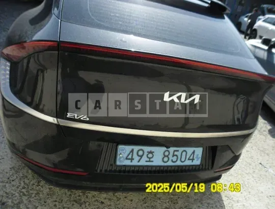 Photo 2 of 45: 2022 Kia EV6, VIN KNAC381AFNA014203 — Korean insurance auction
