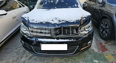 Photo 1 of 10: 2016 Volkswagen Tiguan 2.0 TDI BMT, VIN WVGZZZ5NZGW533138 — Korean insurance auction