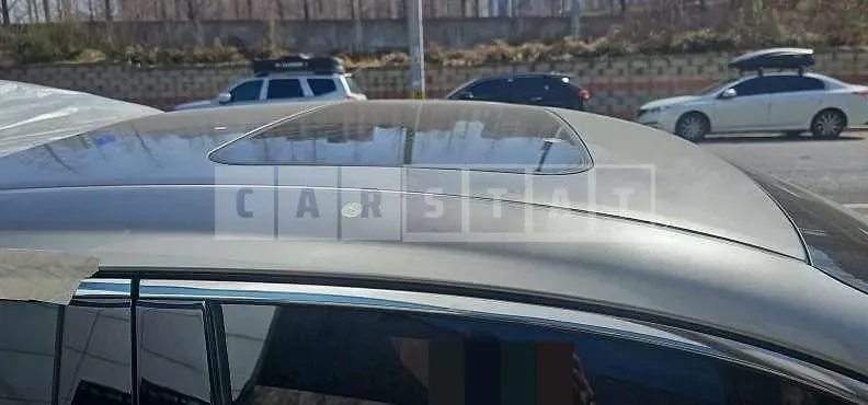 Photo 2 of 28: 2024 Lexus ES300h — Korean insurance auction