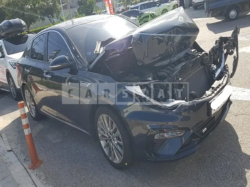 Photo 2 of 8: 2019 Kia K5, VIN KNAGU411BKA297335 — Korean insurance auction