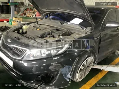 Photo 1 of 12: 2015 Kia K5, VIN KNAGM419BFA605997 — Korean insurance auction