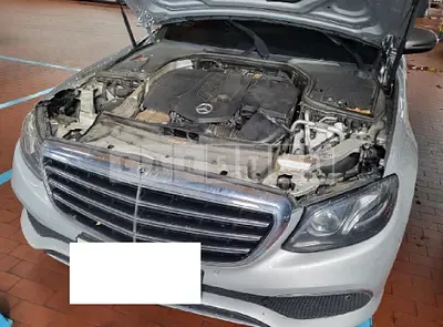 Photo 1 of 22: 2017 Mercedes-Benz E220d, VIN WDDZF0EBXHA290856 — Korean insurance auction