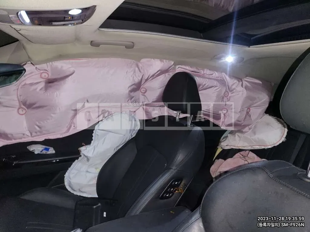 Photo 2 of 11: 2020 Kia K5, VIN KNAG341ABLA003790 — Korean insurance auction