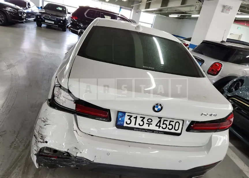 Photo 2 of 17: 2022 BMW 530i, VIN WBA71BH05NCK01424 — Korean insurance auction