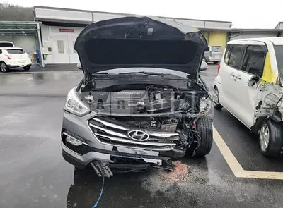Photo 1 of 16: 2018 Hyundai Santa Fe, VIN KMHSW81UBJU851143 — Korean insurance auction