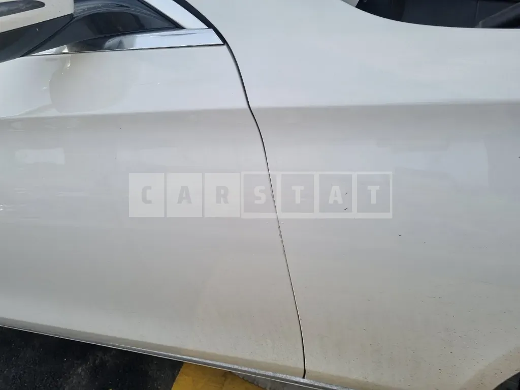 Photo 2 of 52: 2019 Mercedes-Benz E220 d, VIN WDDZF0EB8KA661732 — Korean insurance auction