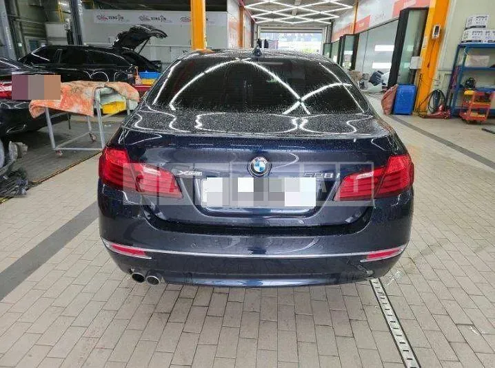 Photo 2 of 19: 2016 BMW 528i xDrive — Korean insurance auction